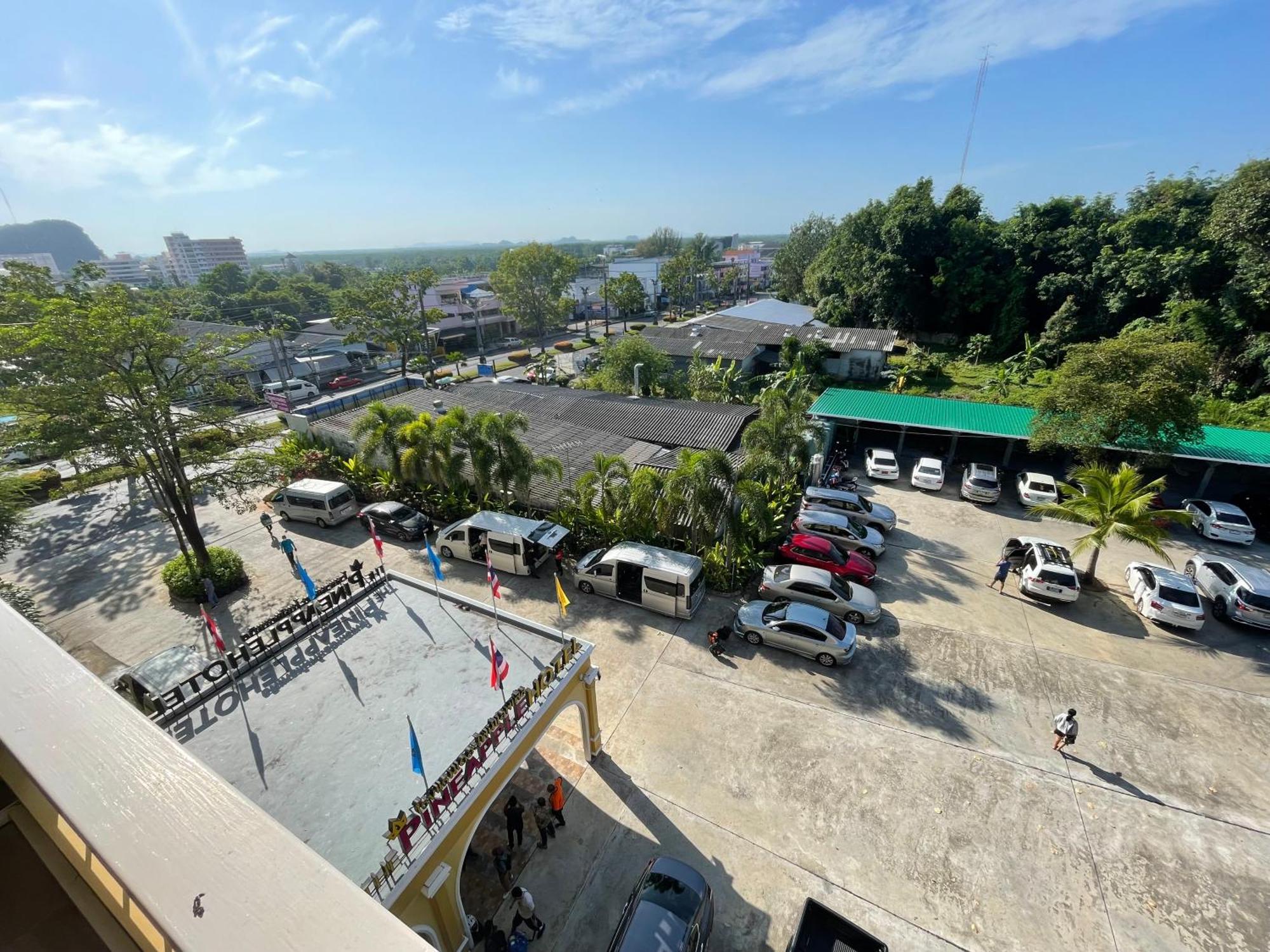 The Pineapple Hotel Krabi town Exterior foto